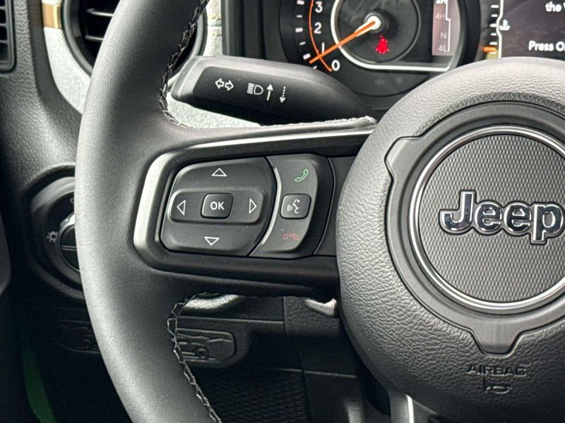 New 2026 Jeep Gladiator Sport S 4x4