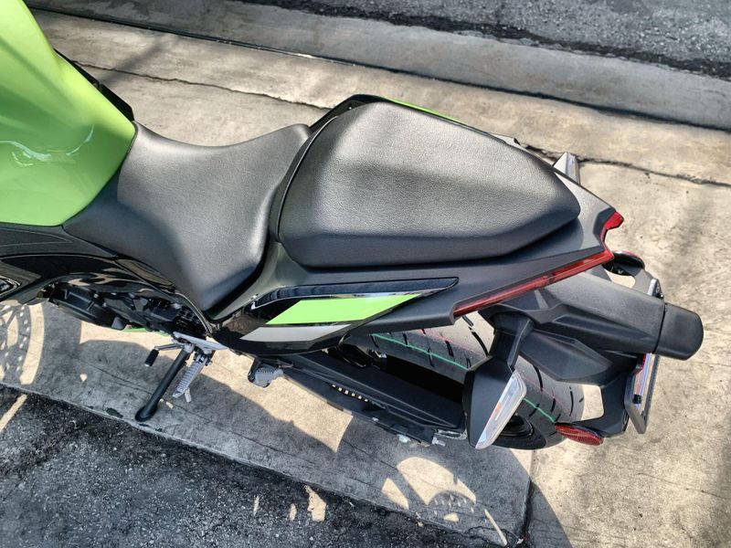 New 2026 Kawasaki NINJA 500 SE ABS Image 17