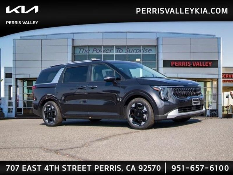 New 2026 Kia Carnival EXImage 1