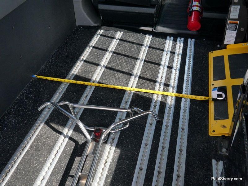 2022 Ford Transit Wagon XLImage 24