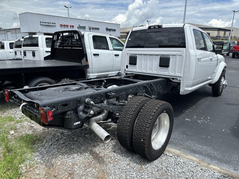 New 2025 RAM 4500 Big Horn Chassis Crew Cab 4x4 60