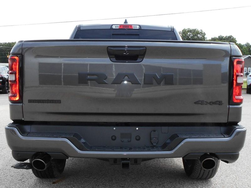 2025 RAM 1500 Big Horn Crew Cab 4x4 5