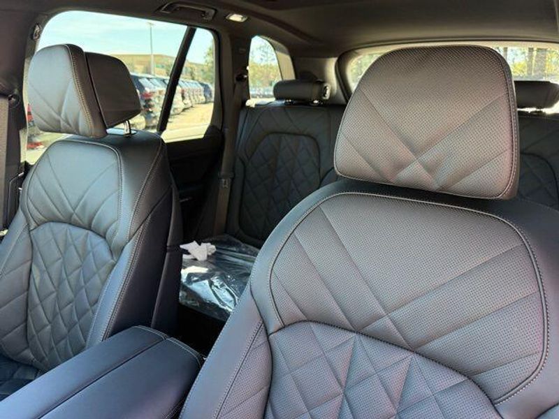 New 2026 BMW X5 xDrive40iImage 18