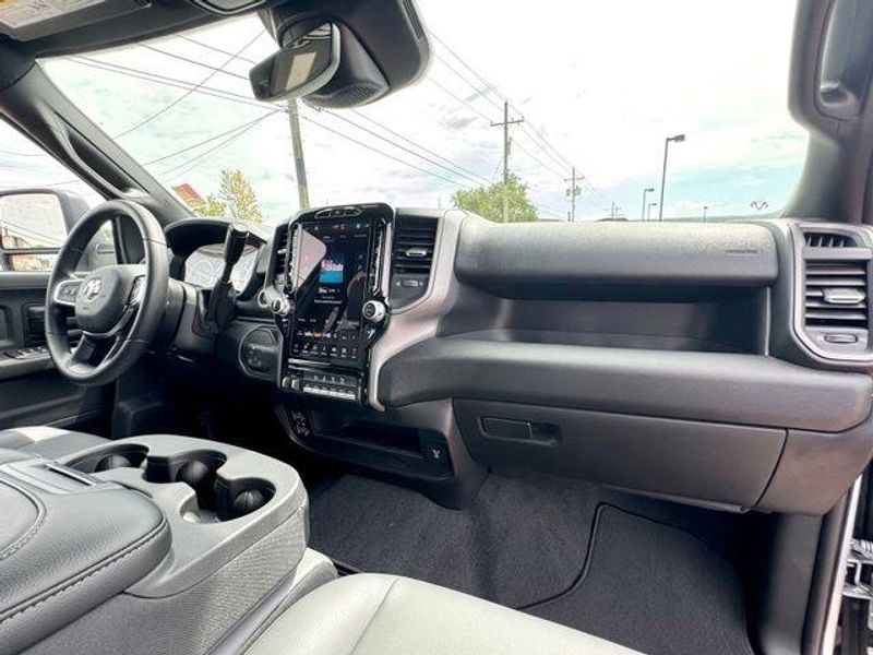 New 2027 RAM 3500 TradesmanImage 13
