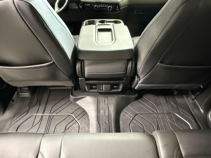 Used 2025 Chevrolet Silverado 1500 LTImage 17