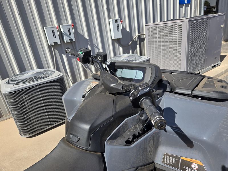 NEW 2026 CAN-AM OUTLANDER MAX 6X6 DPS 850 Image 12