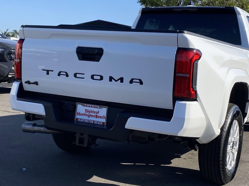 New 2025 Toyota Tacoma SR5Image 4