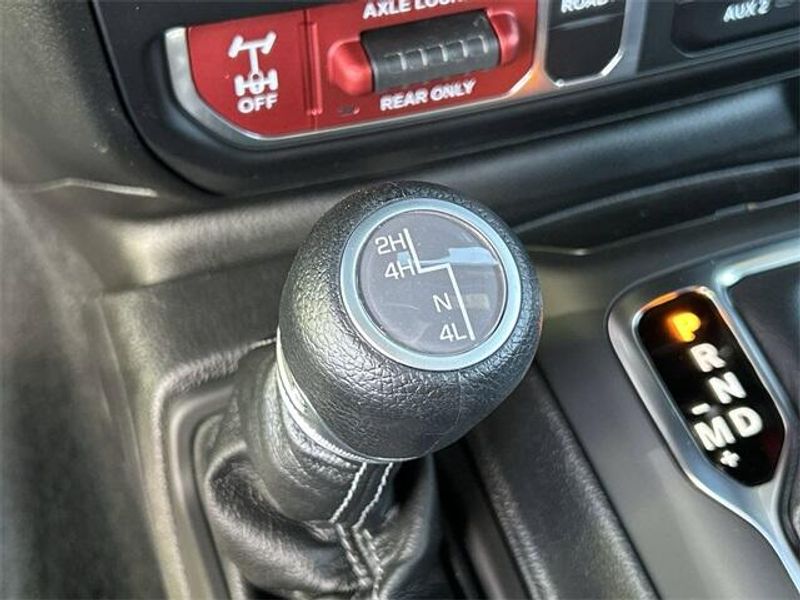 2025 Jeep Wrangler 4-door WillysImage 24