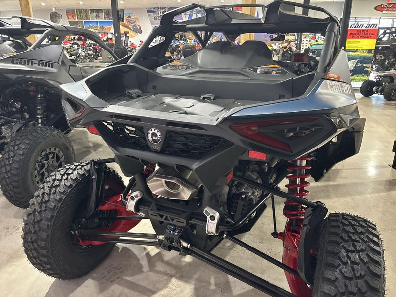 New 2026 Can-Am MAVERICK R MAX X RS WITH SMART-SHOX 999T DCT Image 14