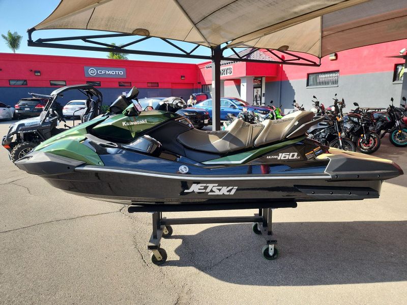 New 2025 Kawasaki JET SKI ULTRA 160LX Image 11