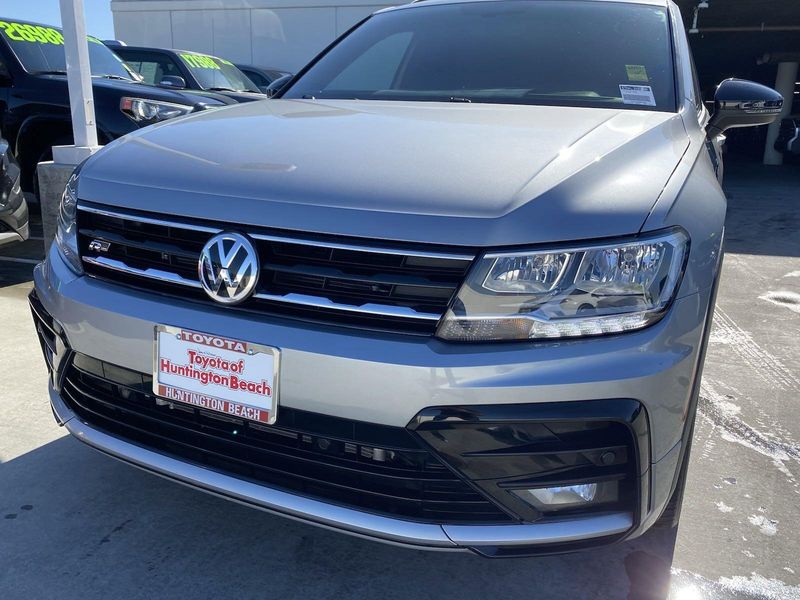 2021 Volkswagen Tiguan 2.0T SE R-Line BlackImage 9