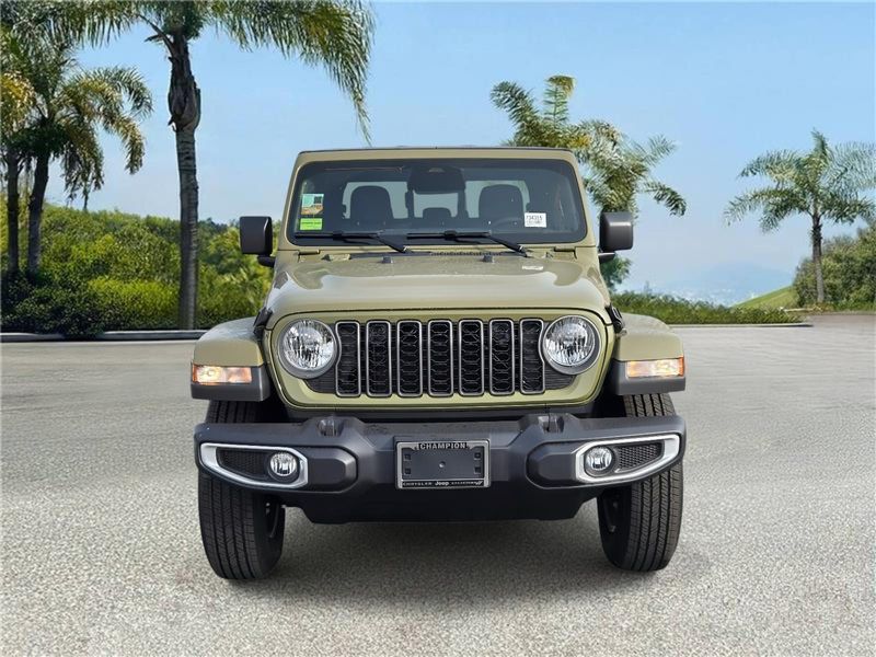 New 2026 Jeep Gladiator Sport S 4x4