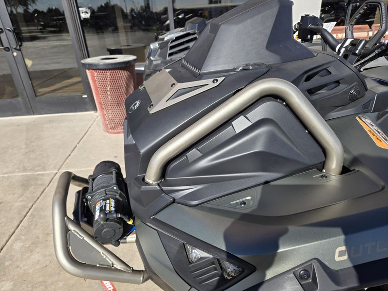 NEW 2026 CAN-AM OUTLANDER X MR 1000R Image 6