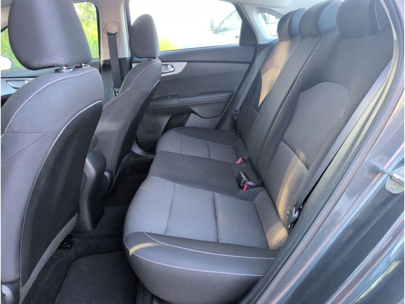 Used 2023 Kia Forte LXSImage 28