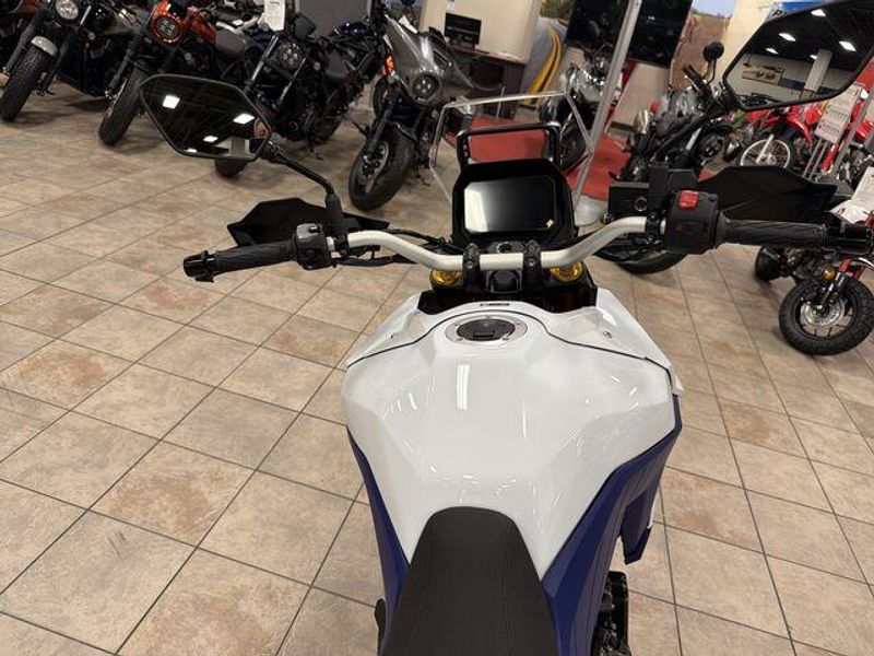 New 2024 Suzuki V-STROM 800DE Image 25