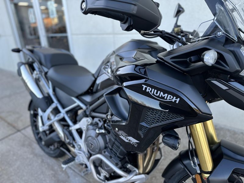 2023 Triumph TIGER 1200 RALLY PROImage 8