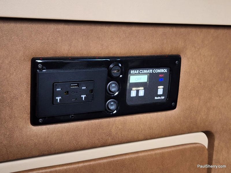 New 2026 RAM Promaster 2500 Slt+ Window Van High Roof 159' Wb