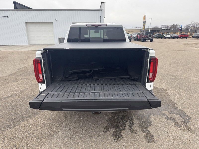2023 GMC Sierra 1500 DenaliImage 6