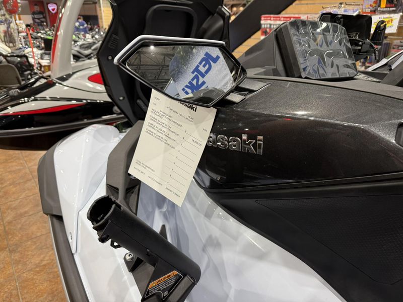 2025 Kawasaki JET SKI ULTRA 160LX-S ANGLER Image 11