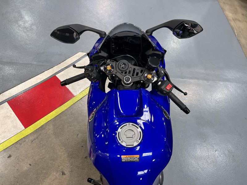 Used 2026 Yamaha YZF-R7 CA Image 10