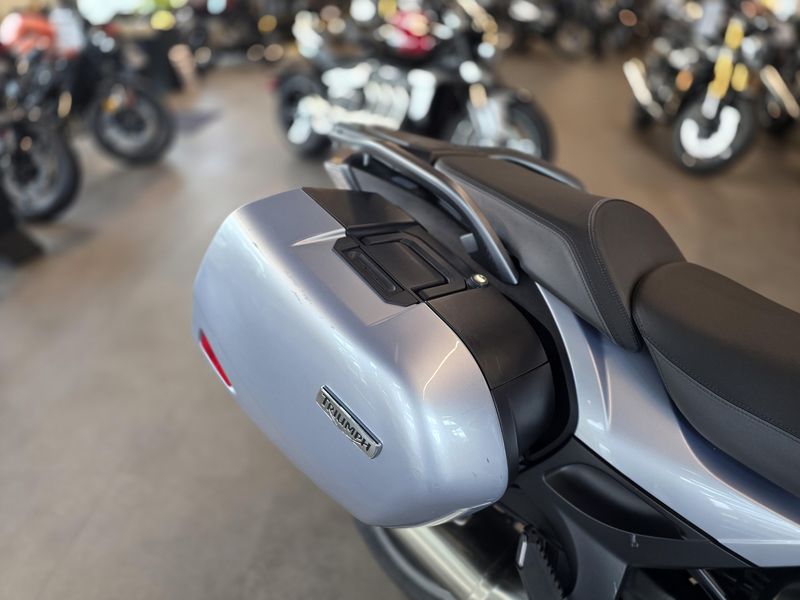 Used 2014 Triumph TROPHY SE 