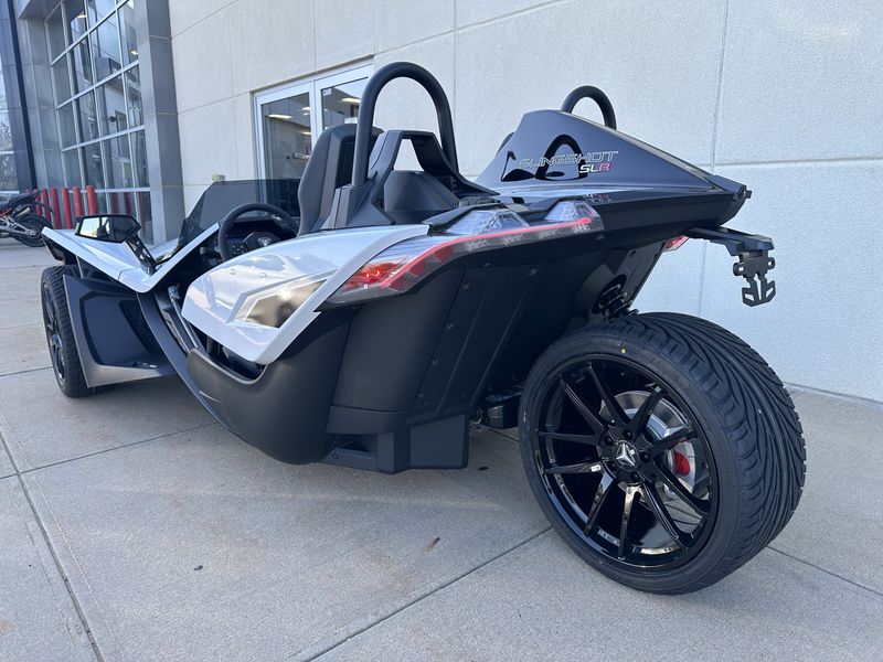 2024 Polaris SLINGSHOT SLR AUTODRIVEImage 3