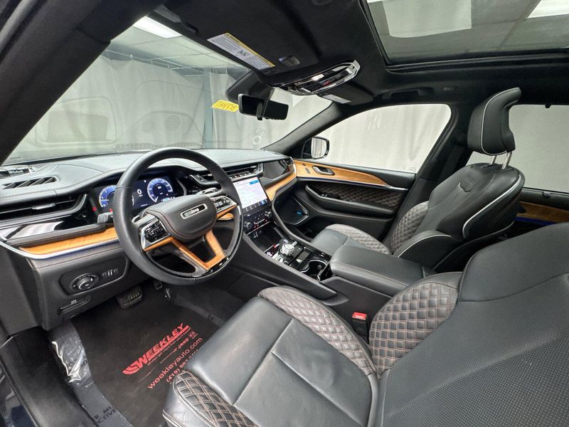 2024 Jeep Grand Cherokee Summit ReserveImage 8