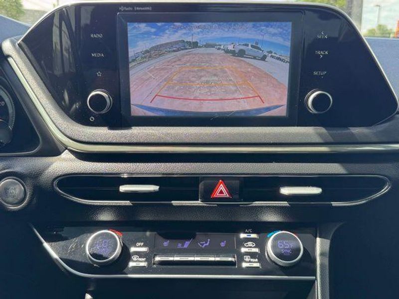 Used 2022 Hyundai Sonata SELImage 16