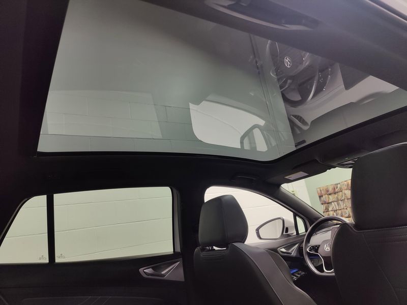 Used 2023 Volkswagen ID.4 Pro S Glass Roof 82kw Long RangeImage 13