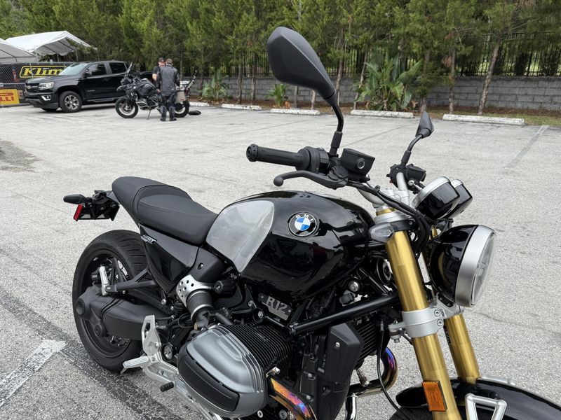 2025 BMW R 12 nineT