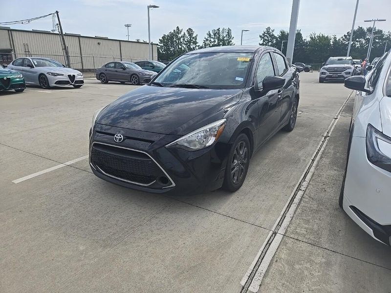 2019 Toyota Yaris LImage 1