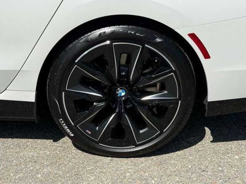 Used 2026 BMW 7 Series 750e xDriveImage 48