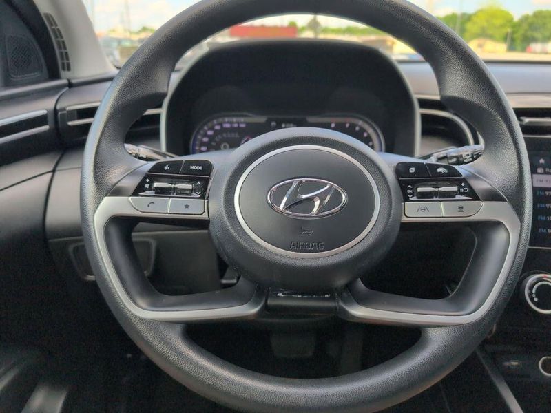 2023 Hyundai Tucson SELImage 21