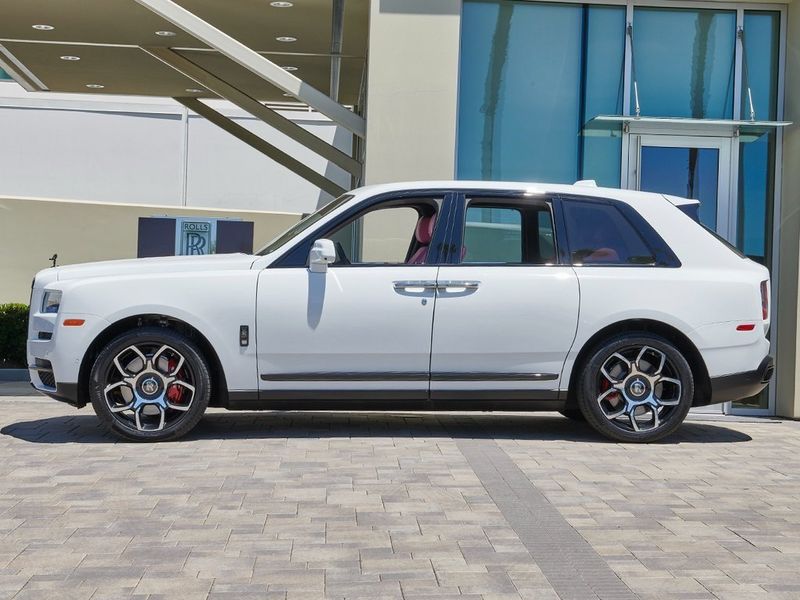 2021 Rolls-Royce Cullinan Black BadgeImage 3