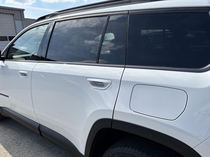 New 2026 Jeep Cherokee Limited 4x4Image 14