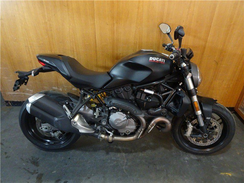 2018 Ducati MonsterImage 3