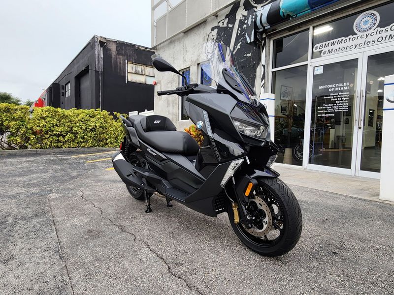 2022 BMW C 400 GT Image 10
