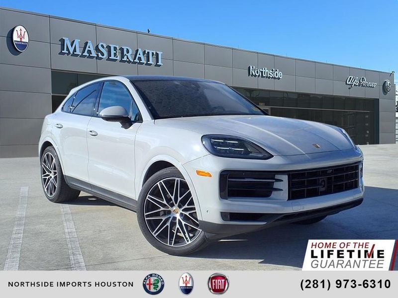 Used 2024 Porsche Cayenne Coupe BaseImage 1