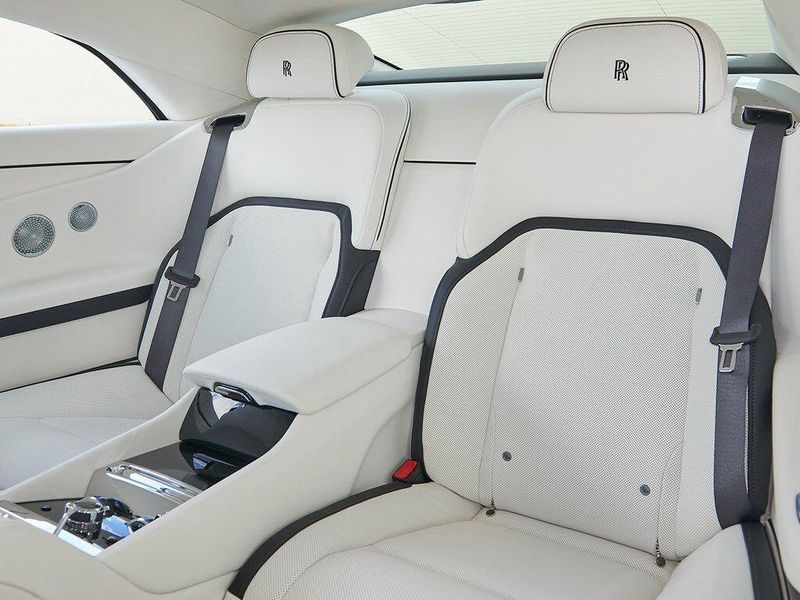 New 2026 Rolls-Royce Spectre Image 18