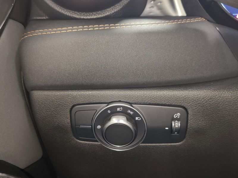Used 2025 Alfa Romeo Tonale 2.0T AWD w/SunroofImage 21