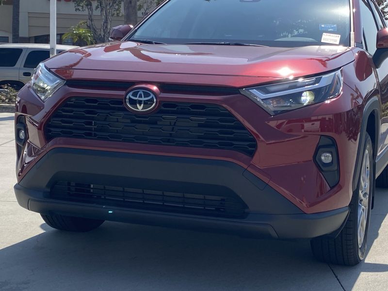 New 2025 Toyota RAV4 XLE PremiumImage 6