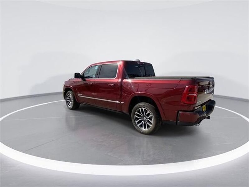 2025 RAM 1500 Limited Crew Cab 4x4 5