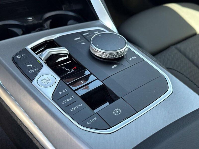 New 2026 BMW 2 Series 230i xDriveImage 22