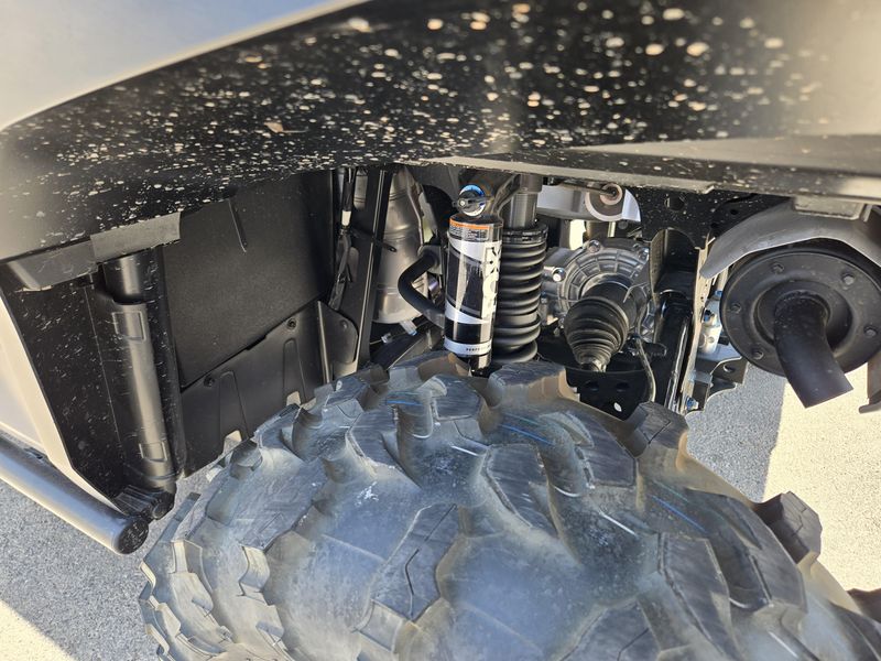 2024 Yamaha WOLVERINE RMAX4 XTR TITAN AND TACTICAL BLACK Image 24