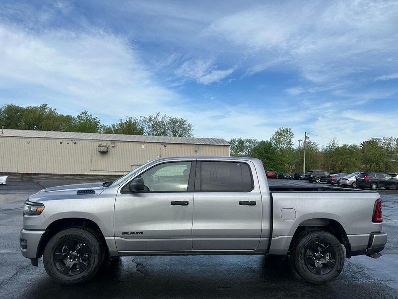 2025 RAM 1500 Tradesman Crew Cab 4x4 5