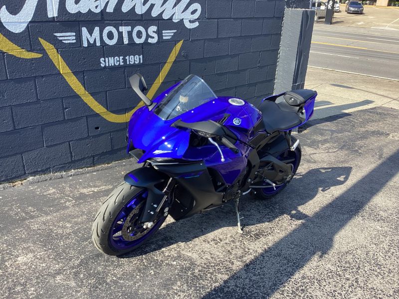 Used 2023 Yamaha YZF R1 