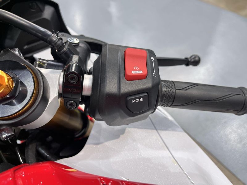 New 2026 Yamaha YZF-R7 70TH ANNIVERSARY EDITION Image 22