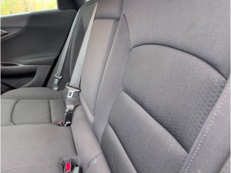 Used 2023 Chevrolet Malibu LTImage 30