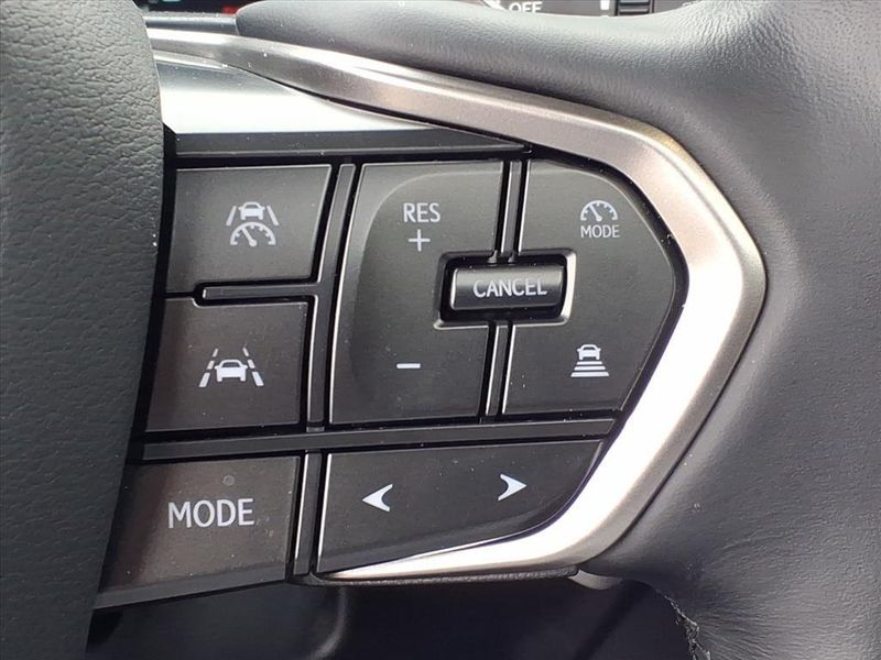 Used 2024 Lexus GX 550 OvertrailImage 19