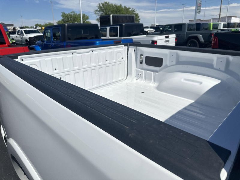 2025 RAM 1500 Laramie Crew Cab 4x4 5